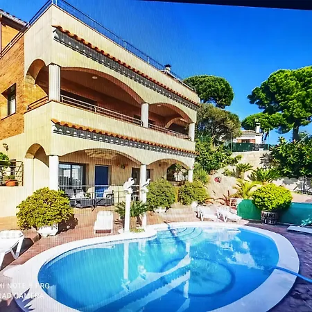 Dorita Costa Brava Villa *